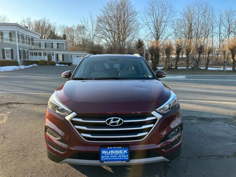 2017 Hyundai Tucson - Image 2 of 12