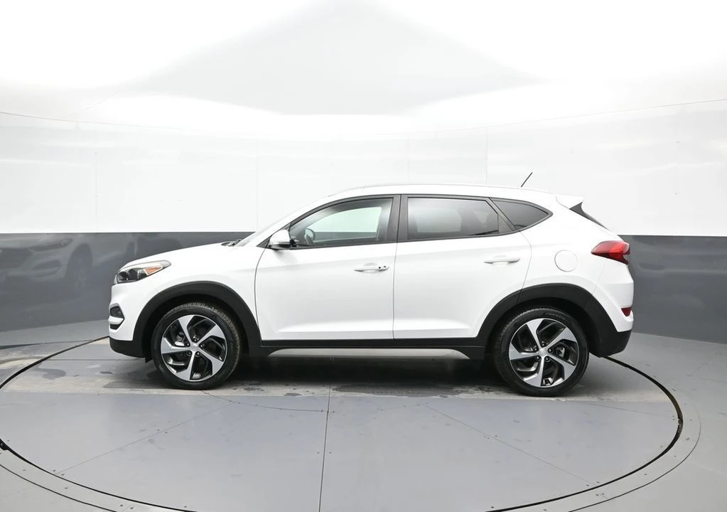 2017 Hyundai Tucson - Image 9 of 12