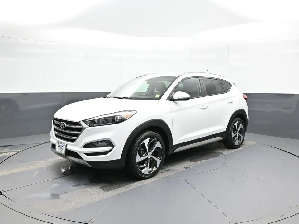 2017 Hyundai Tucson - Image 10 of 12