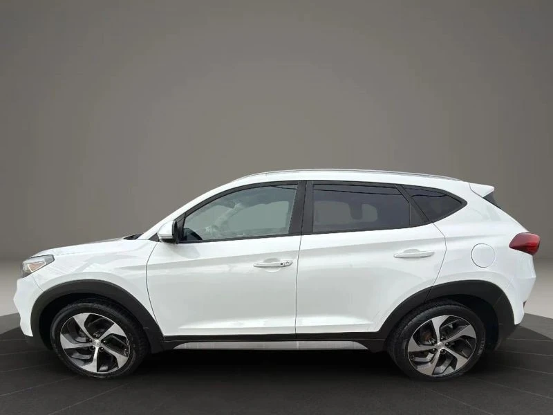 2017 Hyundai Tucson - Image 8 of 12