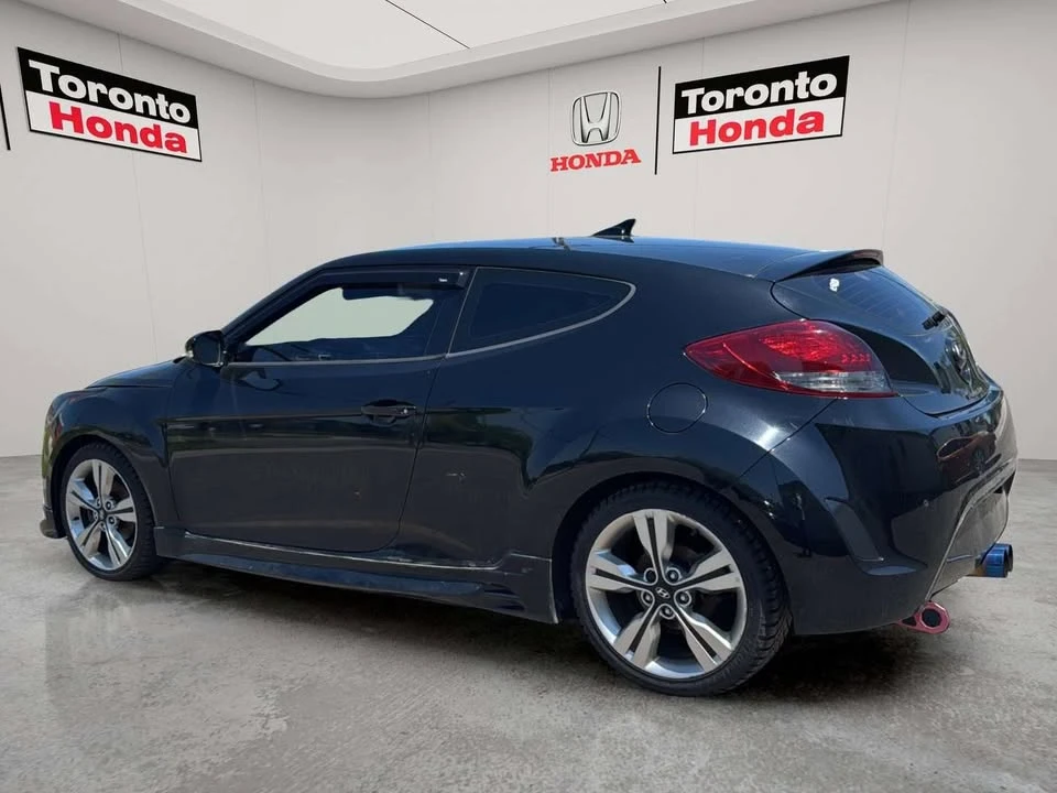 2017 Hyundai Veloster - Image 15 of 19