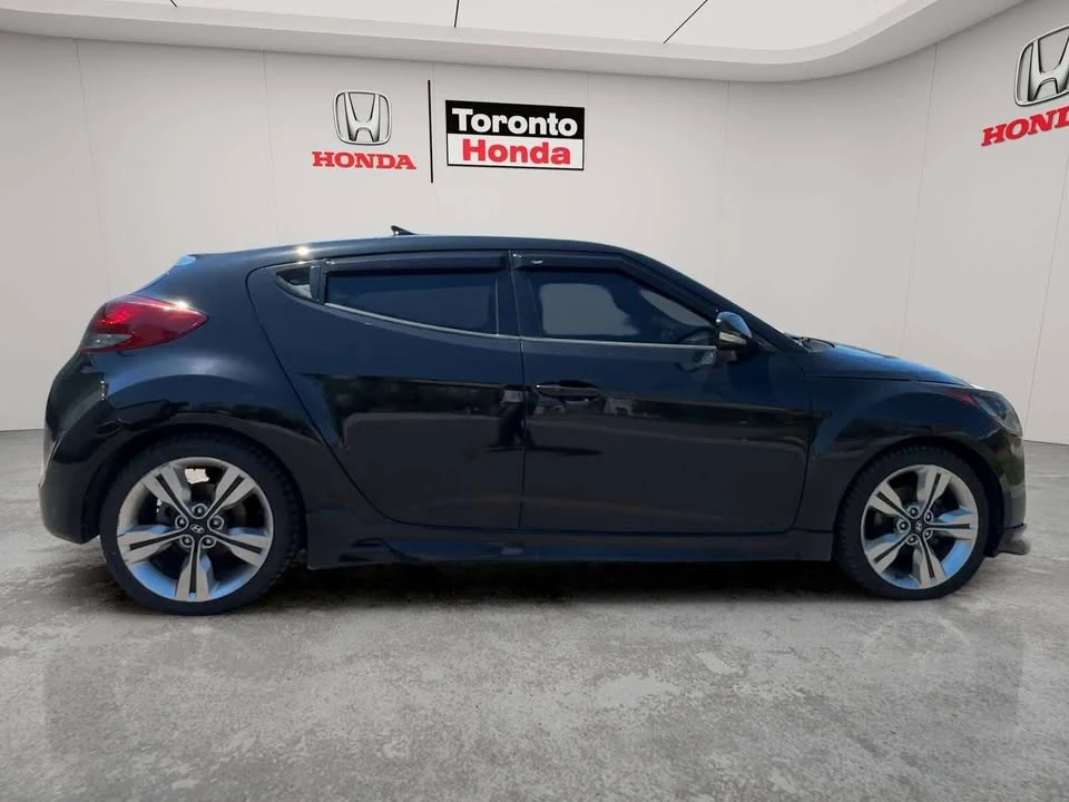 2017 Hyundai Veloster - Image 8 of 19