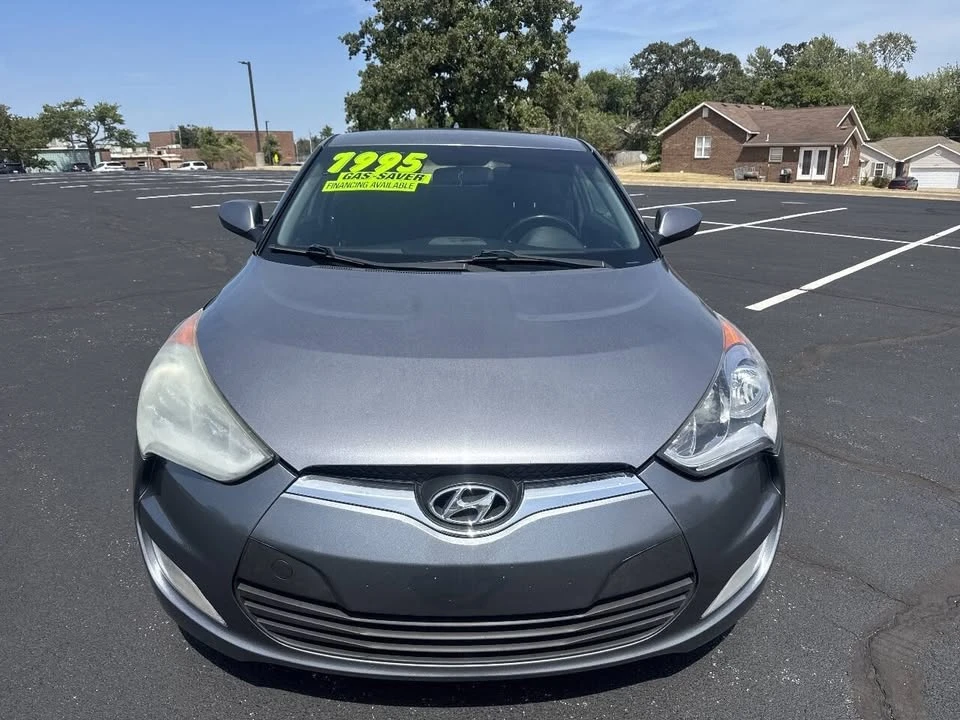 2017 Hyundai Veloster - Image 3 of 11