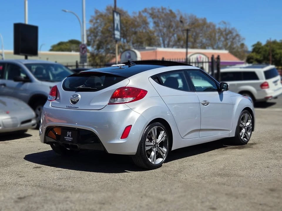 2017 Hyundai Veloster - Image 4 of 20