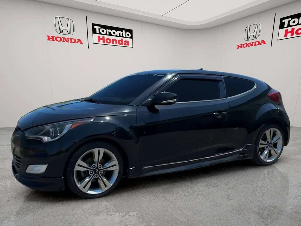 2017 Hyundai Veloster - Image 2 of 20
