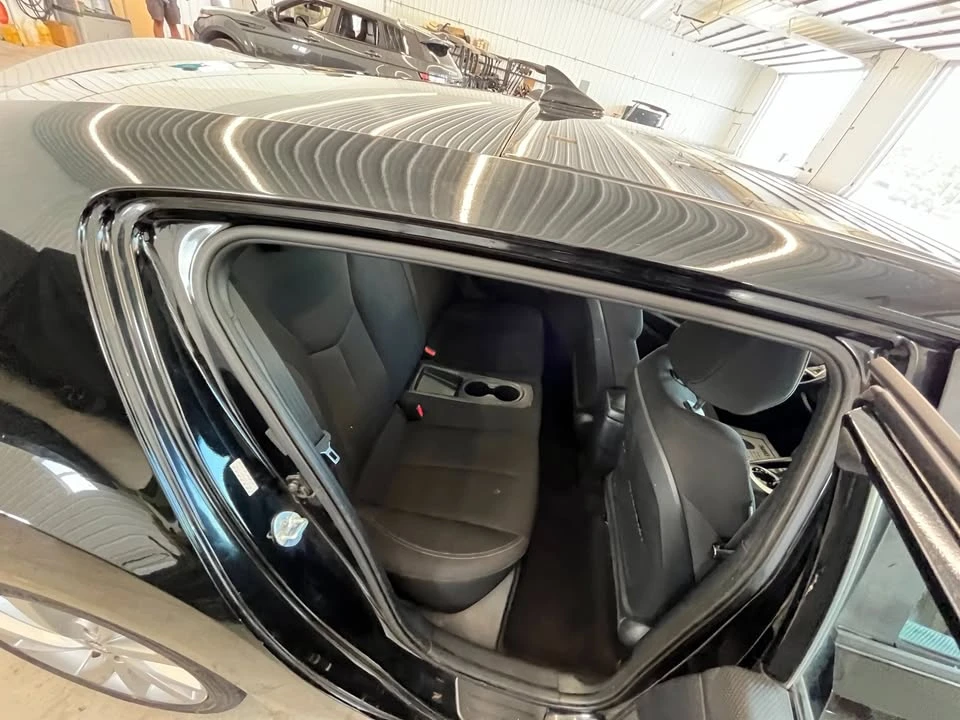 2017 Hyundai Veloster - Image 7 of 19