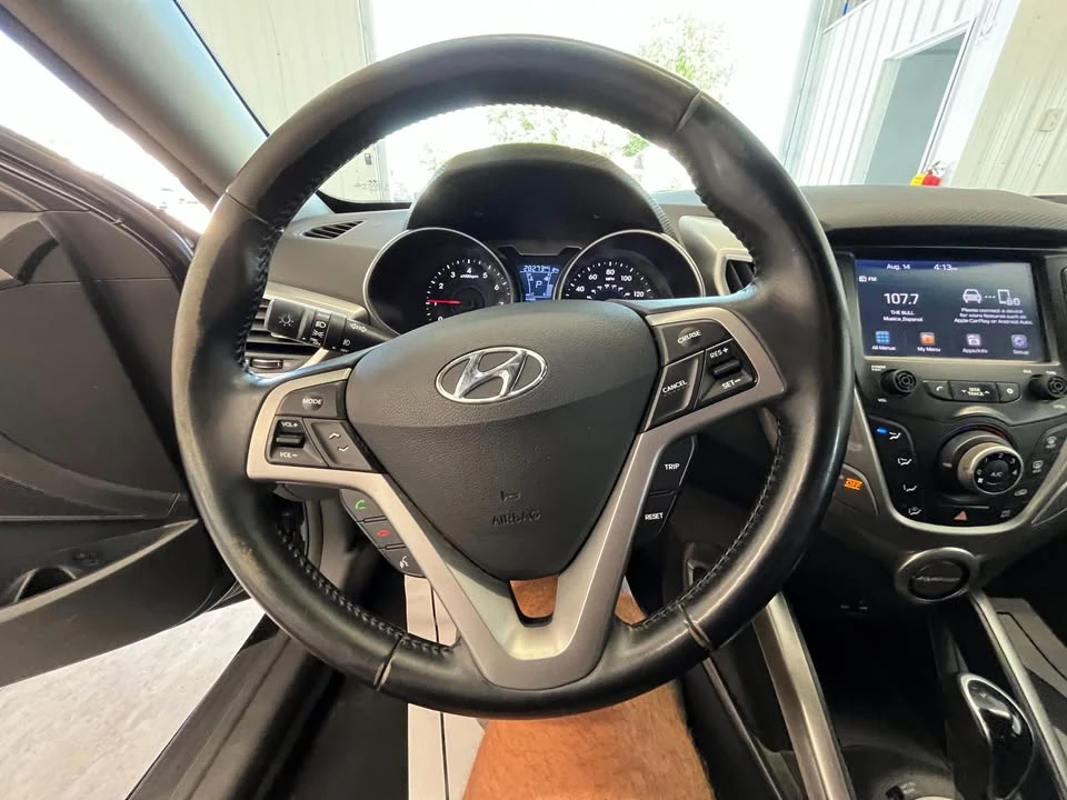 2017 Hyundai Veloster - Image 19 of 19
