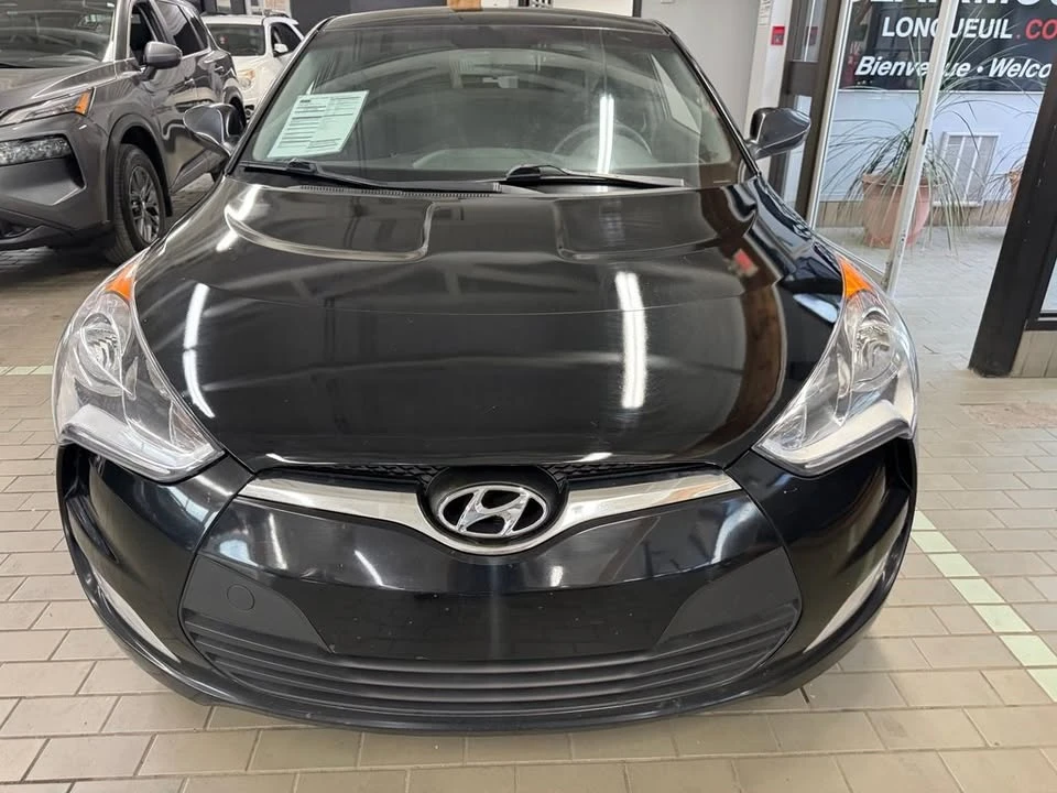 2017 Hyundai Veloster - Image 7 of 20