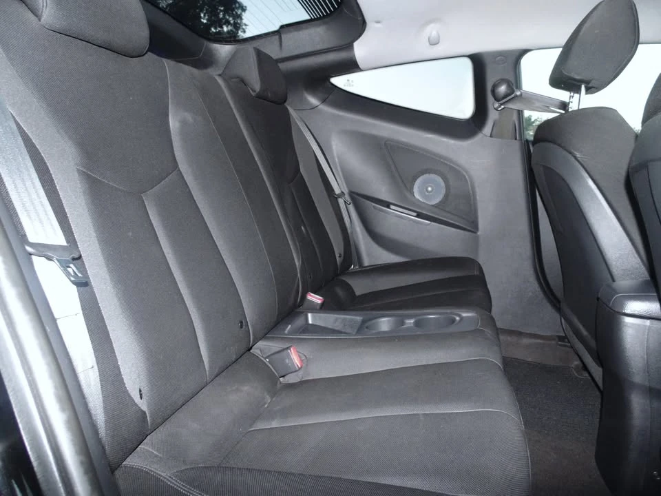 2017 Hyundai Veloster - Image 14 of 19