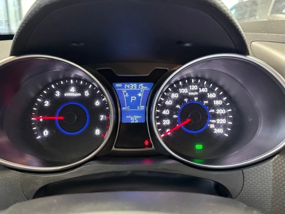 2017 Hyundai Veloster - Image 18 of 20