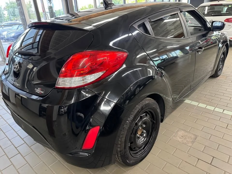 2017 Hyundai Veloster - Image 4 of 20