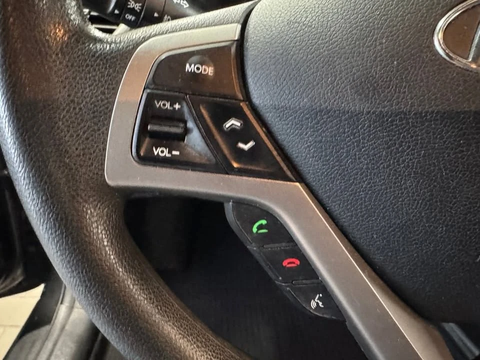 2017 Hyundai Veloster - Image 16 of 20