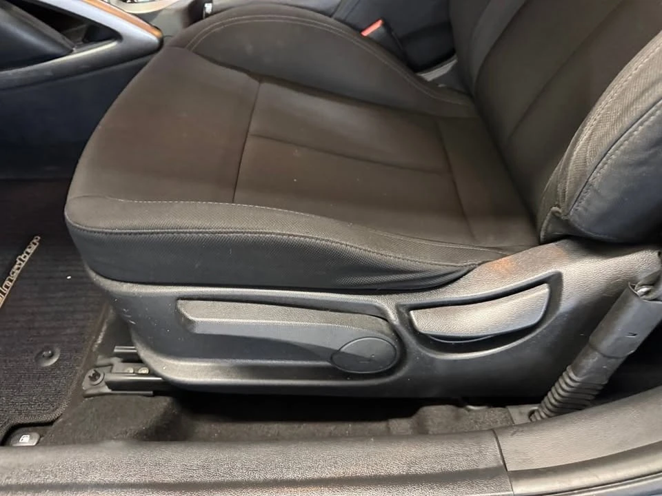 2017 Hyundai Veloster - Image 14 of 20
