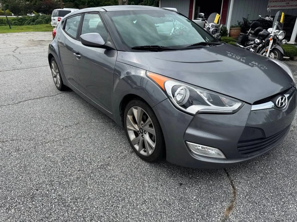 2017 Hyundai Veloster - Image 5 of 20