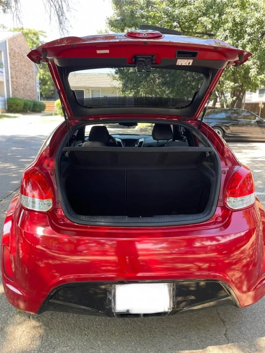 2017 Hyundai Veloster - Image 7 of 18