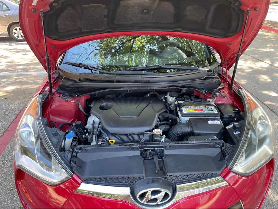 2017 Hyundai Veloster - Image 18 of 18