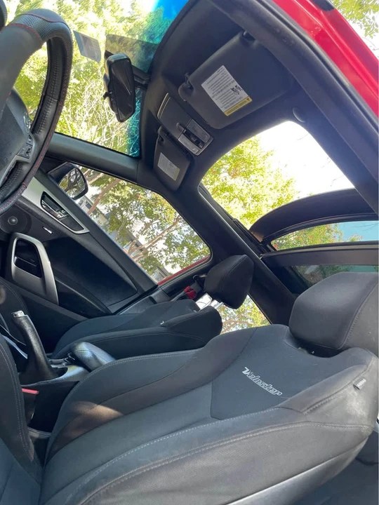 2017 Hyundai Veloster - Image 16 of 18