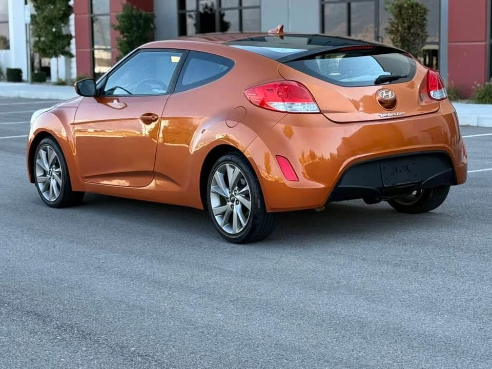 2017 Hyundai Veloster - Image 8 of 8