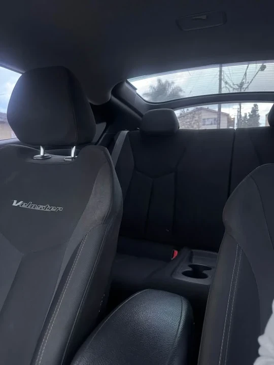 2017 Hyundai Veloster - Image 10 of 10