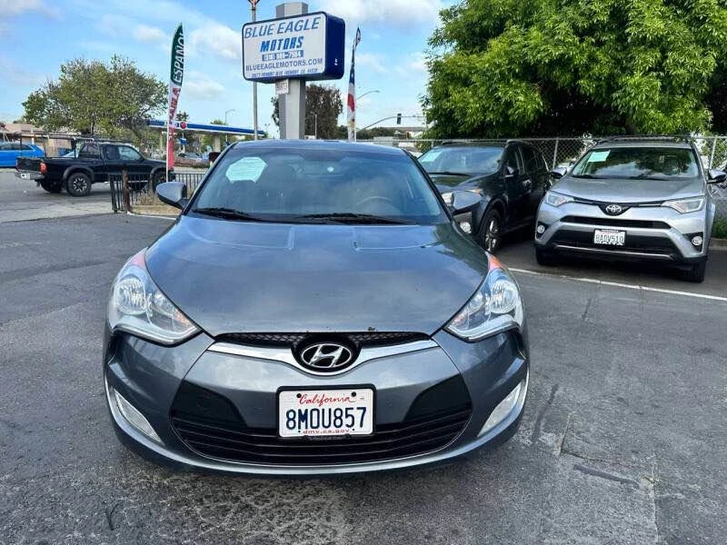 2017 Hyundai Veloster - Image 3 of 10