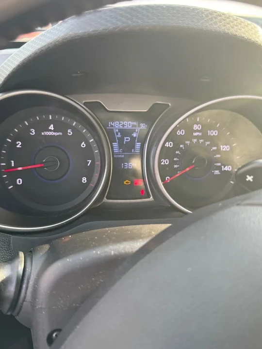 2017 Hyundai Veloster - Image 7 of 11
