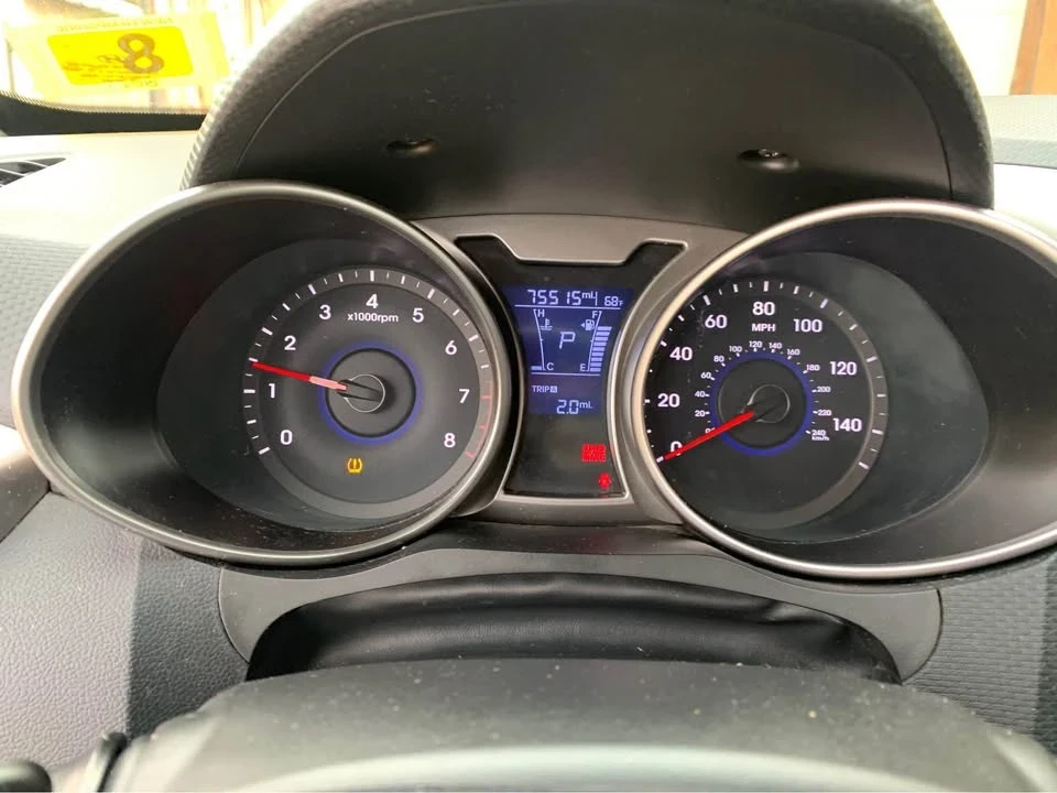 2017 Hyundai Veloster - Image 5 of 10