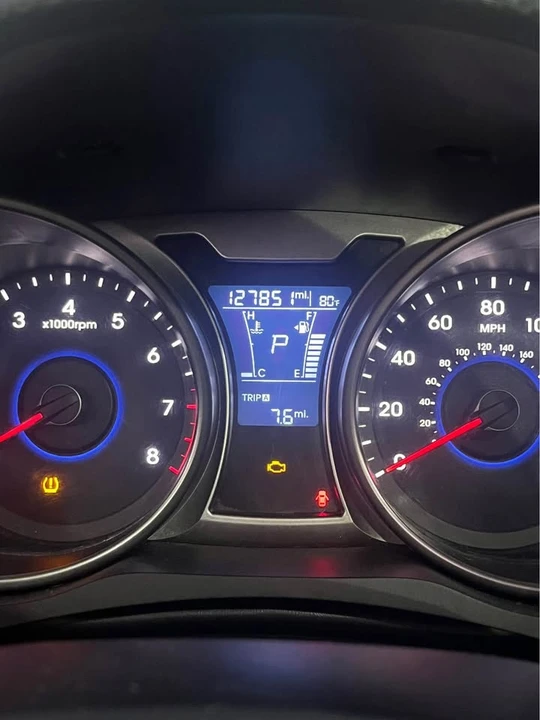 2017 Hyundai Veloster - Image 9 of 9
