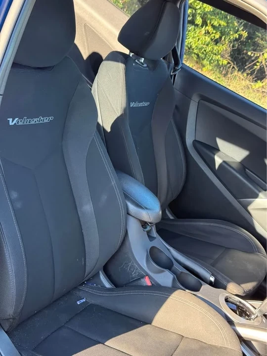 2017 Hyundai Veloster - Image 7 of 9