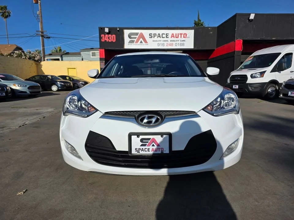 2017 Hyundai Veloster - Image 3 of 20