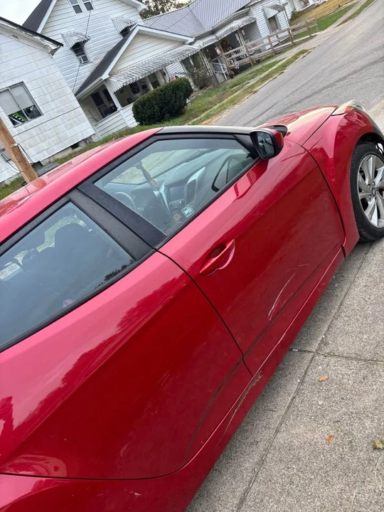 2017 Hyundai Veloster - Image 2 of 5