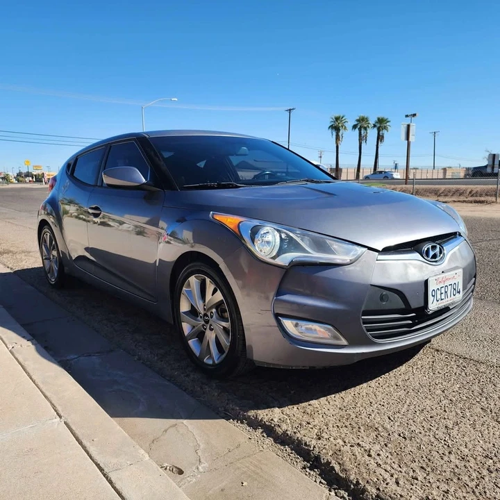 2017 Hyundai Veloster - Image 3 of 13