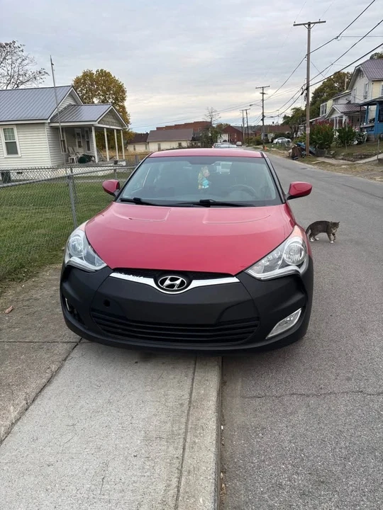 2017 Hyundai Veloster - Image 4 of 5
