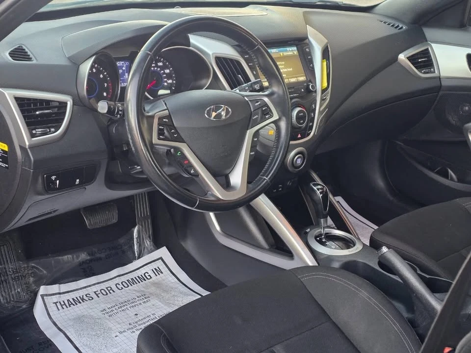 2017 Hyundai Veloster - Image 11 of 18