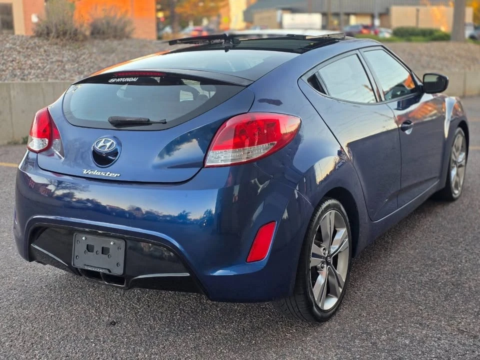 2017 Hyundai Veloster - Image 6 of 18