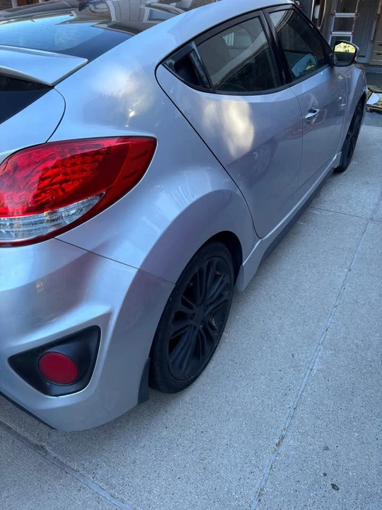2017 Hyundai Veloster - Image 3 of 6