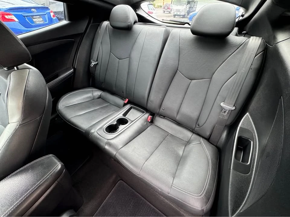 2017 Hyundai Veloster - Image 9 of 13