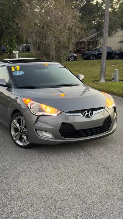 2017 Hyundai Veloster - Image 4 of 16