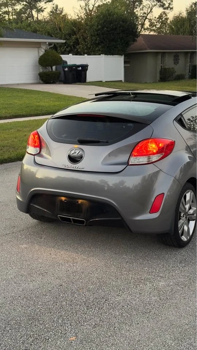 2017 Hyundai Veloster - Image 6 of 16