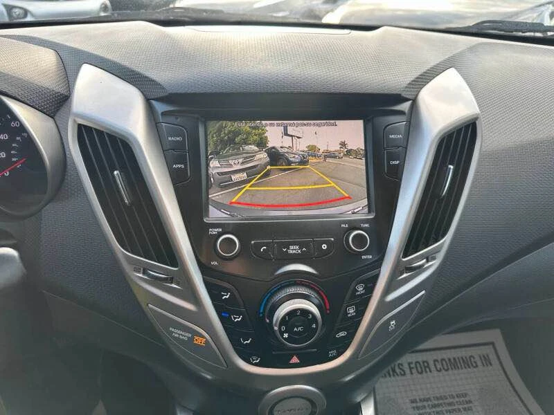 2017 Hyundai Veloster - Image 9 of 9