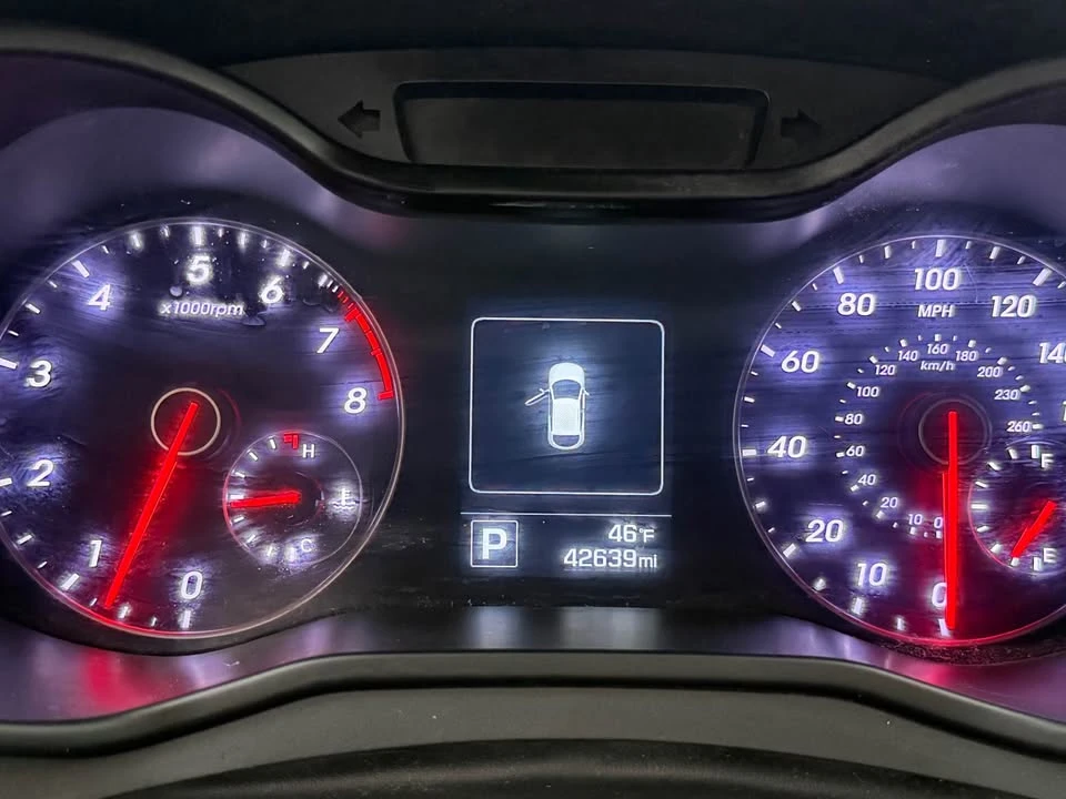 2017 Hyundai Veloster - Image 9 of 14