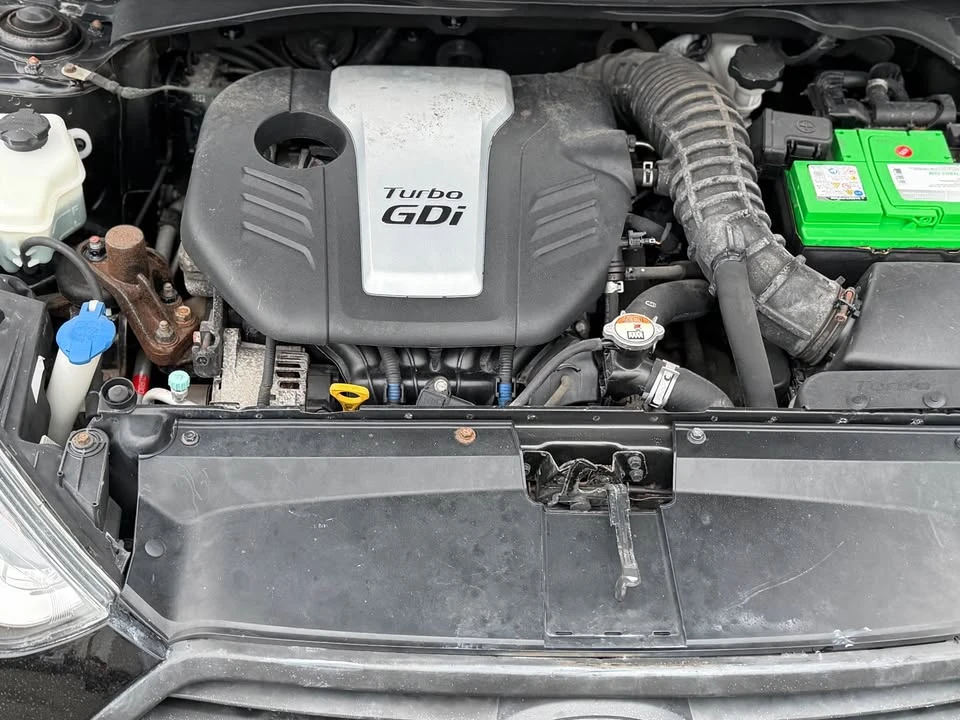 2017 Hyundai Veloster - Image 11 of 14