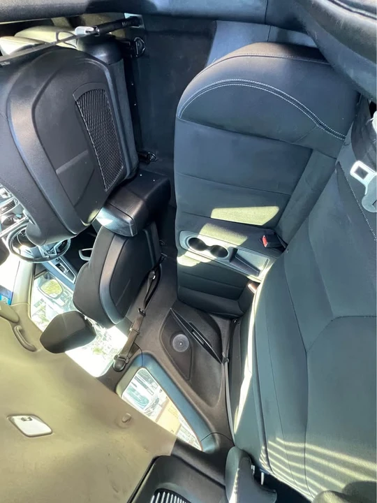 2017 Hyundai Veloster - Image 9 of 17