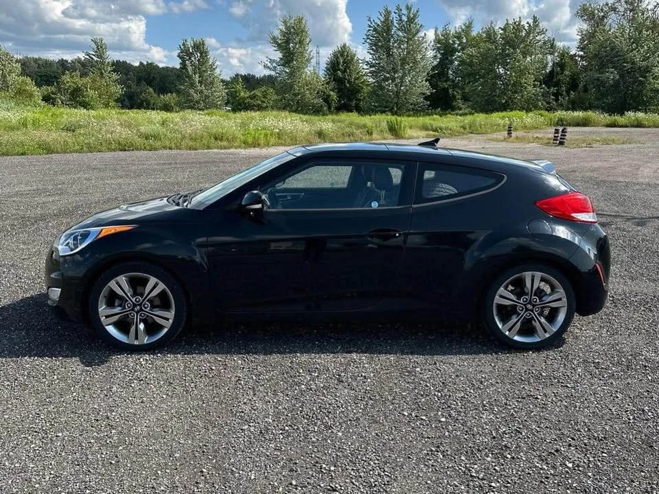 2017 Hyundai Veloster - Image 3 of 5