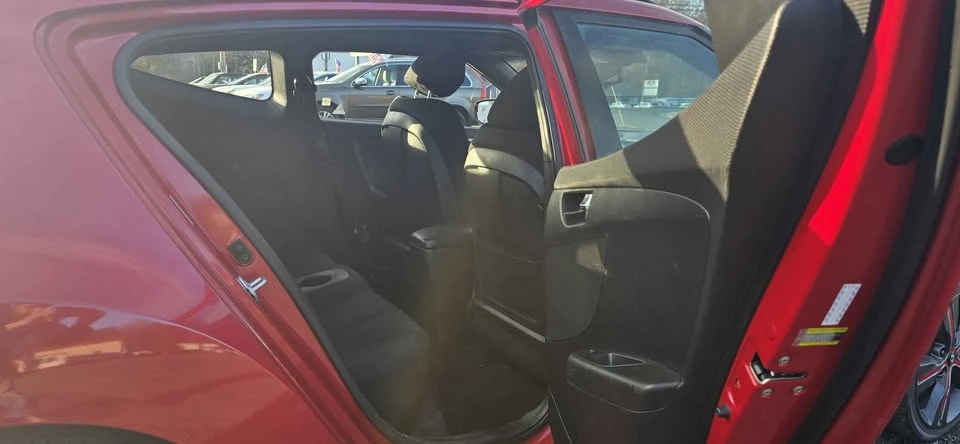 2017 Hyundai Veloster - Image 13 of 19
