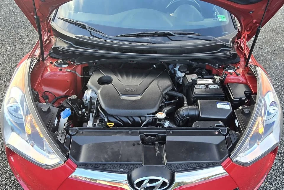 2017 Hyundai Veloster - Image 18 of 19