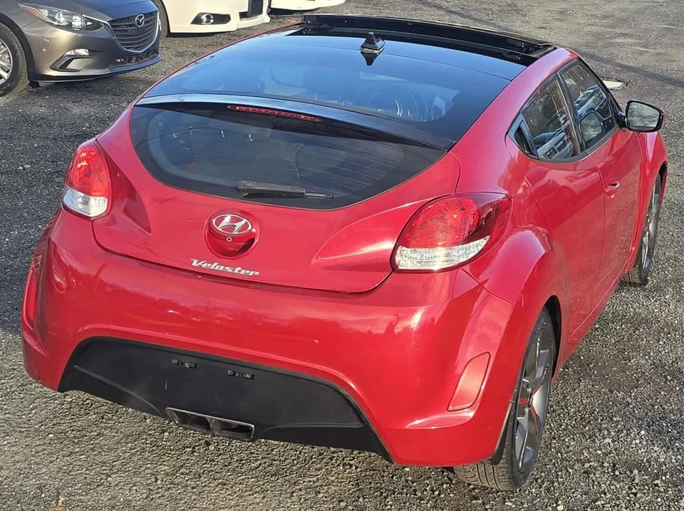 2017 Hyundai Veloster - Image 7 of 19