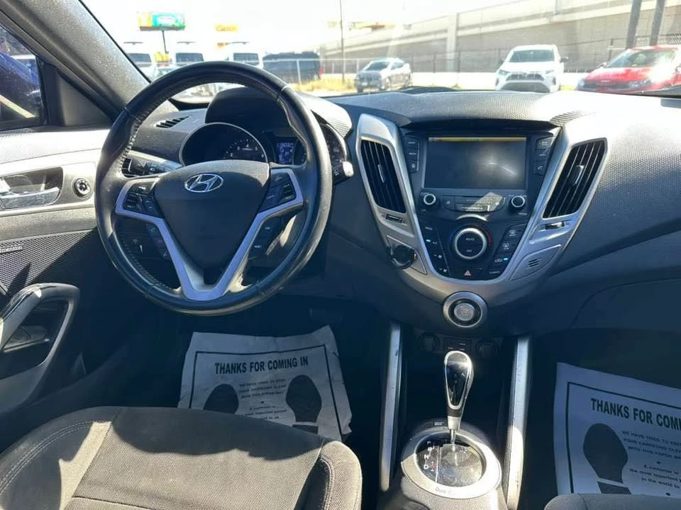 2017 Hyundai Veloster - Image 15 of 18