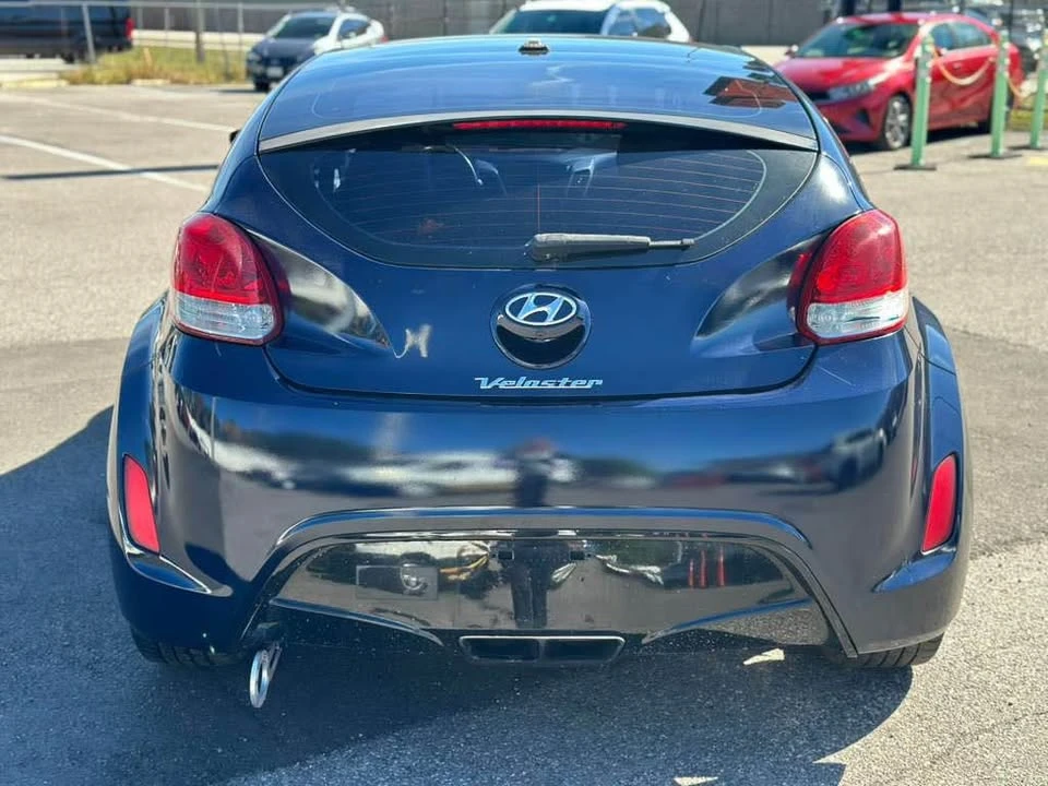 2017 Hyundai Veloster - Image 6 of 18