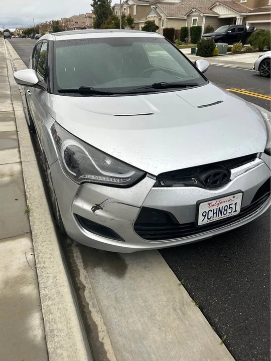 2017 Hyundai Veloster - Image 7 of 8