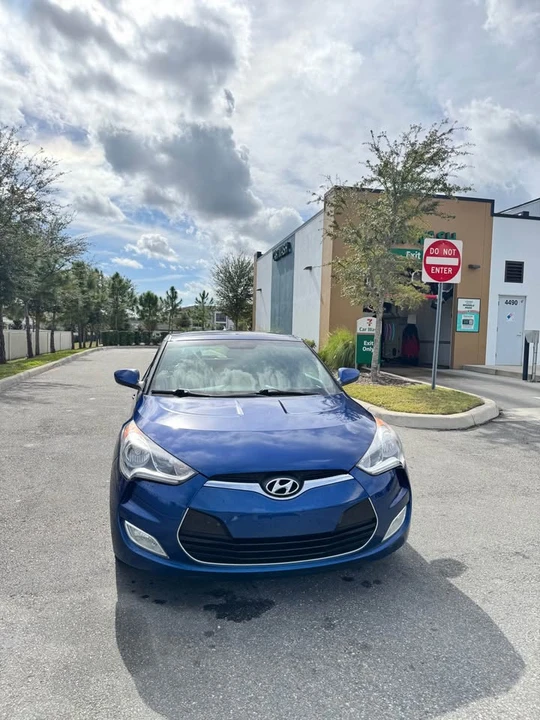 2017 Hyundai Veloster - Image 5 of 12